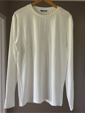 Men's Crewneck Textured Long-Sleeve Sweater — White